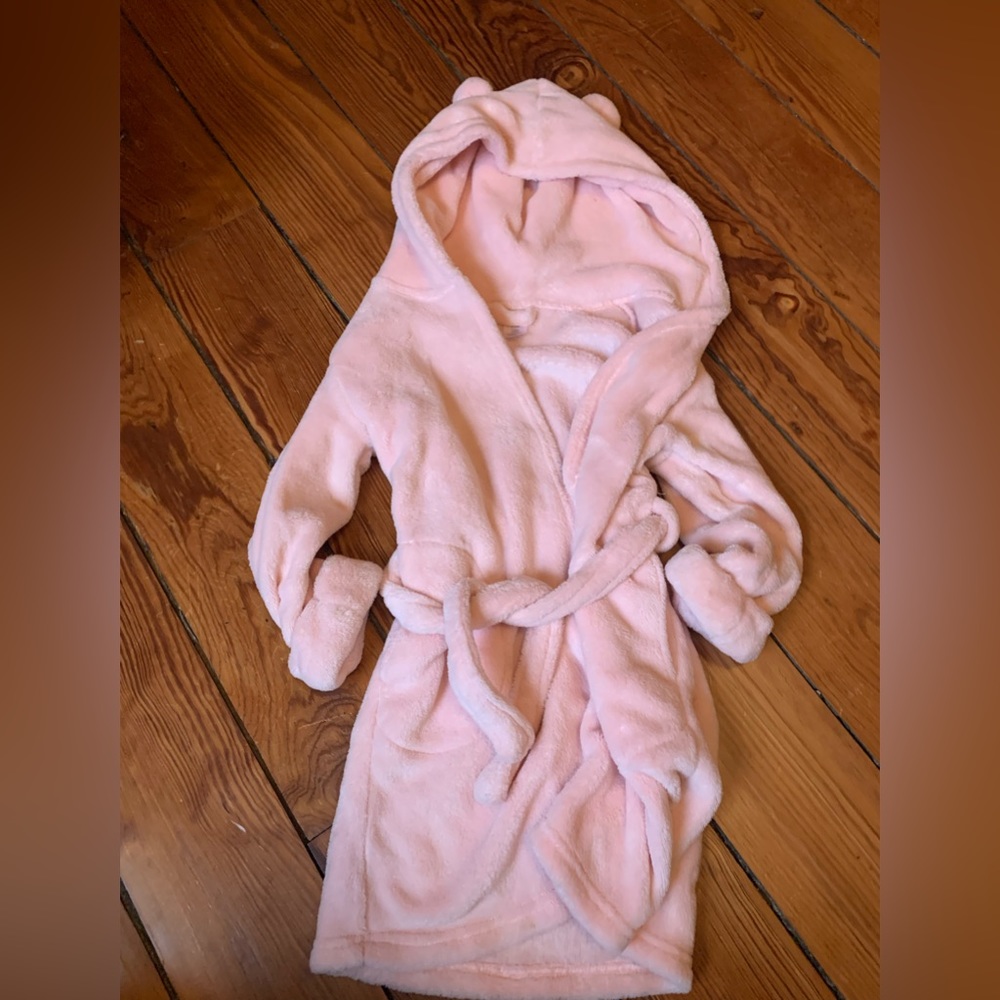 EUC girls pink GAP bathrobe sz 4